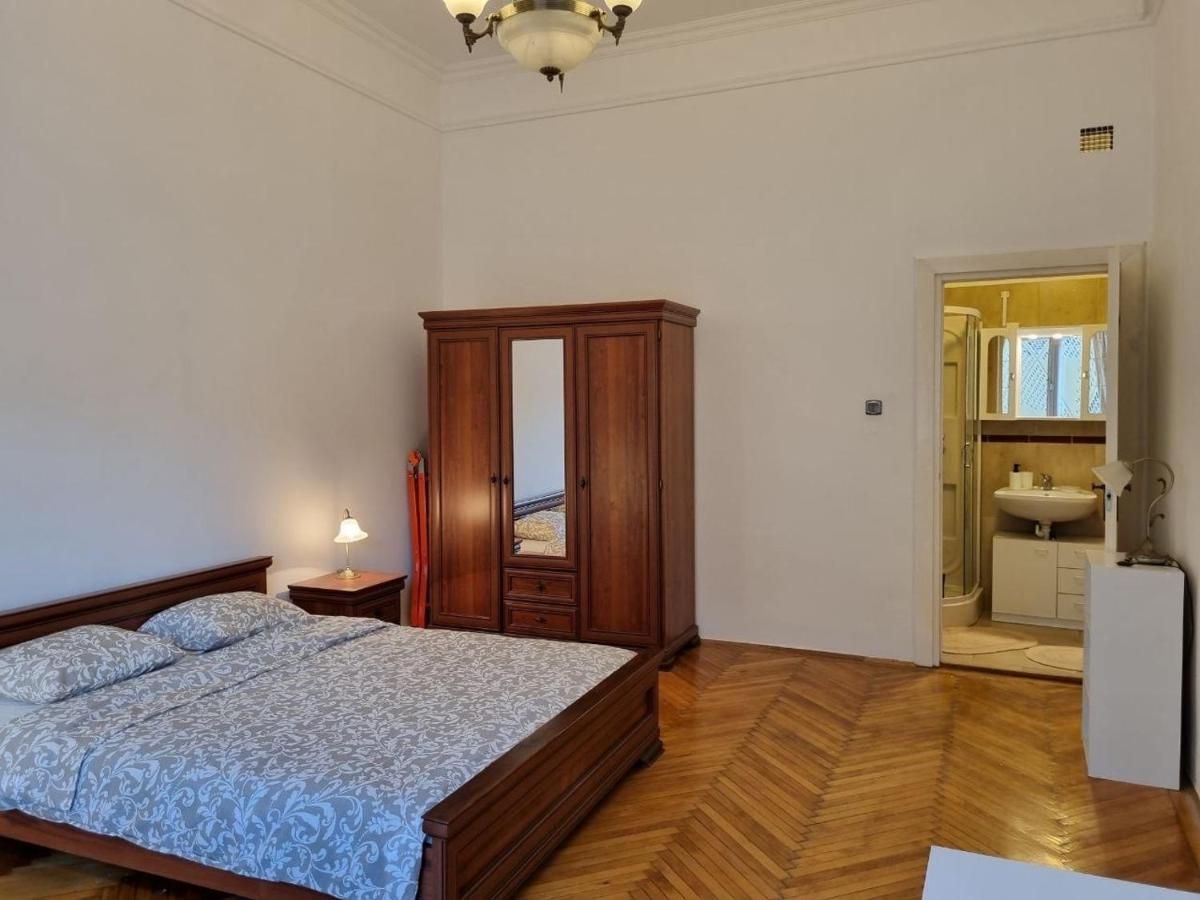 Apex Apartment Budapest Exterior photo